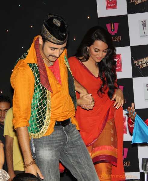 Imran & Sonakshi Launch Tayyab Ali Pyaar Ka Dushman Song 