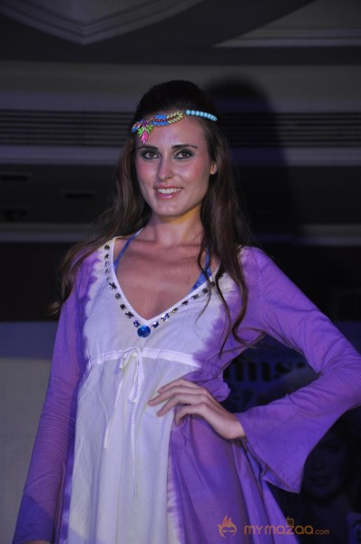 India Launched Sports Illustrated Swimsuit 2013  