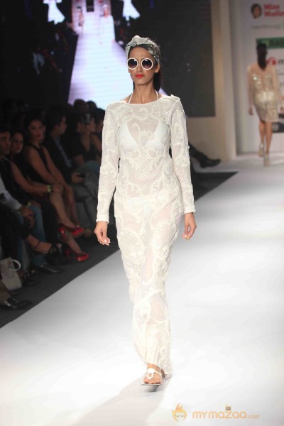 India Resortwear Fashion Week 2013 Photos2