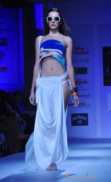 India Resortwear Fashion Week 2013 Photos2