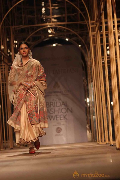 Indian Bridal Fashion Week 2013 Photos