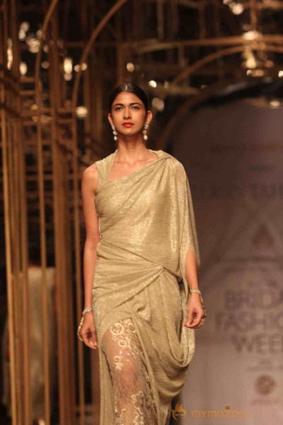 Indian Bridal Fashion Week 2013 Photos