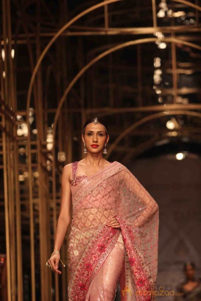 Indian Bridal Fashion Week 2013 Photos