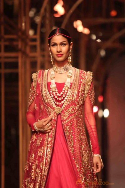 Indian Bridal Fashion Week 2013 Photos