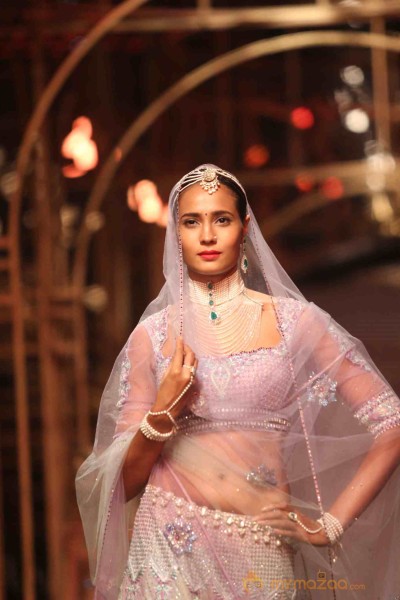 Indian Bridal Fashion Week 2013 Photos