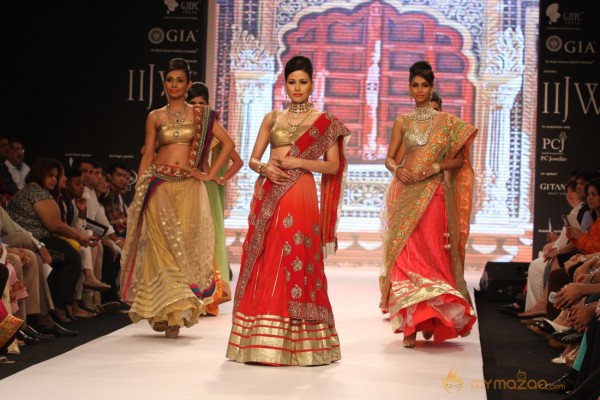 Indian Models At Saboo Fine Jewels Show at IIJW