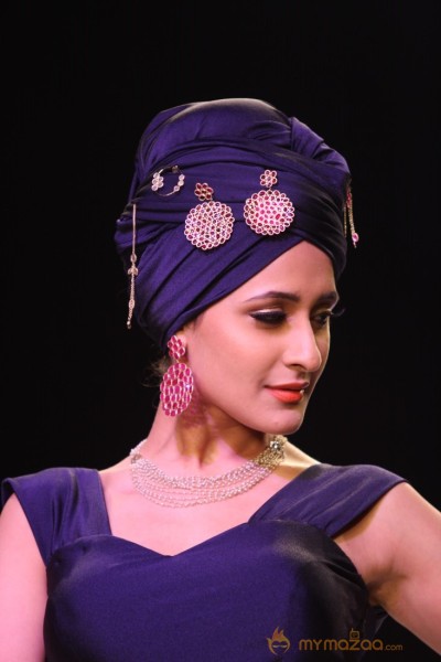 Indian Models At Saboo Fine Jewels Show at IIJW