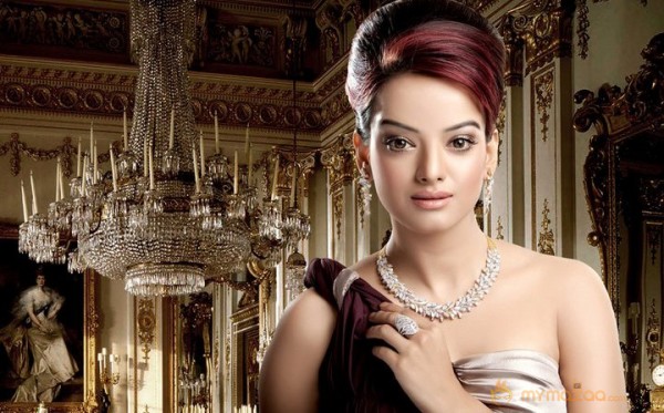 Indian Models for Jewellery Ad Shoot