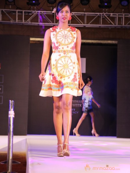 Indian Models Ramp Walk at CIFW Day3