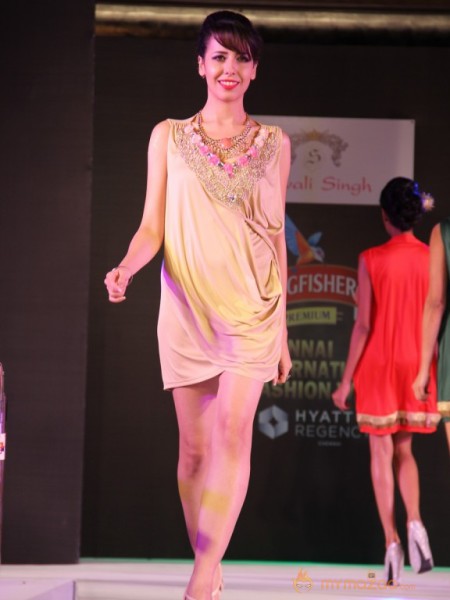 Indian Models Ramp Walk at CIFW Day3
