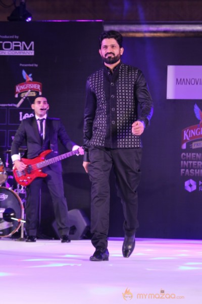 Indian Models Ramp Walk at CIFW Day3