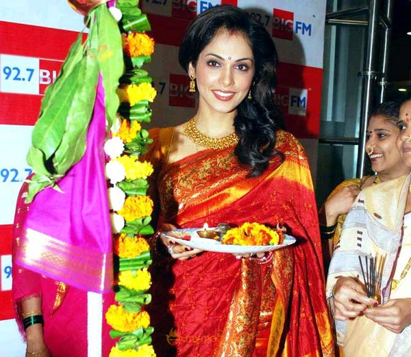 Isha Koppikar At Big Fm