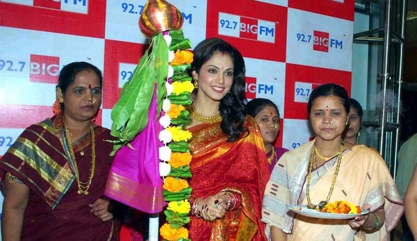 Isha Koppikar At Big Fm