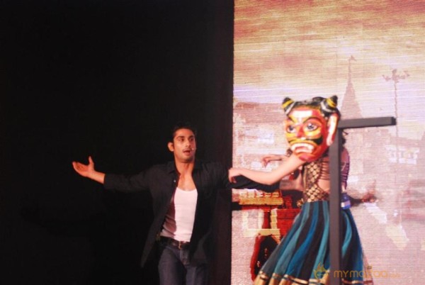ISSAQ Hindi Movie first look launch