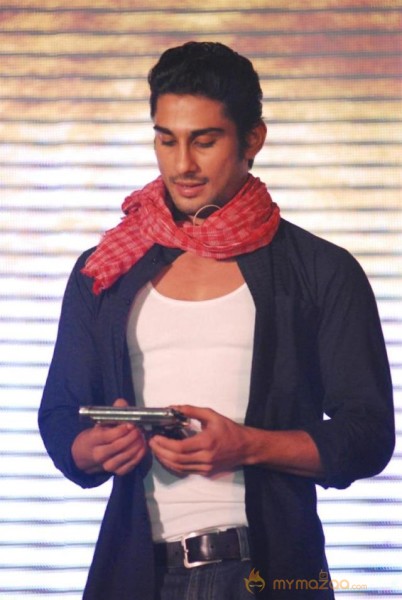 ISSAQ Hindi Movie first look launch