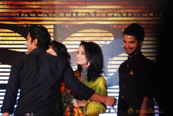 ISSAQ Hindi Movie first look launch