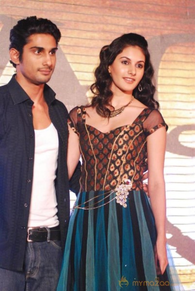 ISSAQ Hindi Movie first look launch