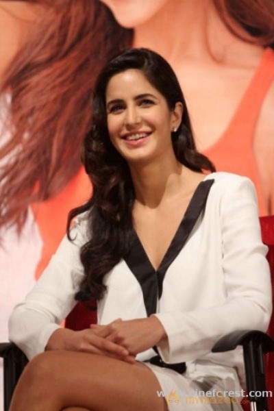 Jab Tak Hai Jan Movie Press Meet Stills