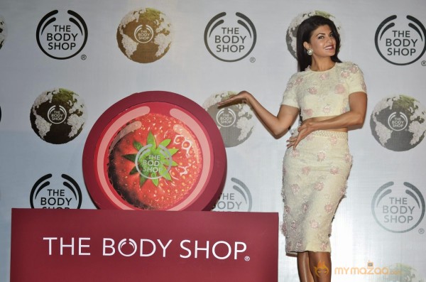 Jacqueline Fernandez At Body Shop India 