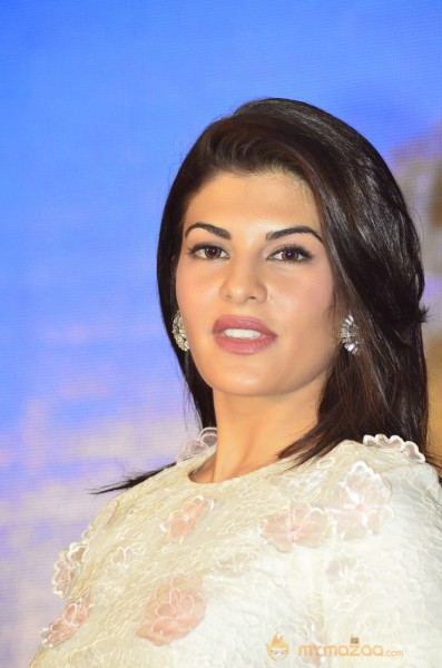 Jacqueline Fernandez At Body Shop India 