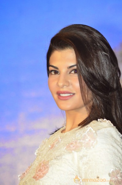 Jacqueline Fernandez At Body Shop India 