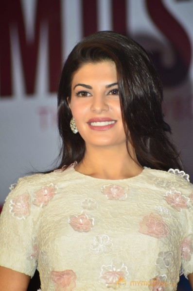 Jacqueline Fernandez At Body Shop India 