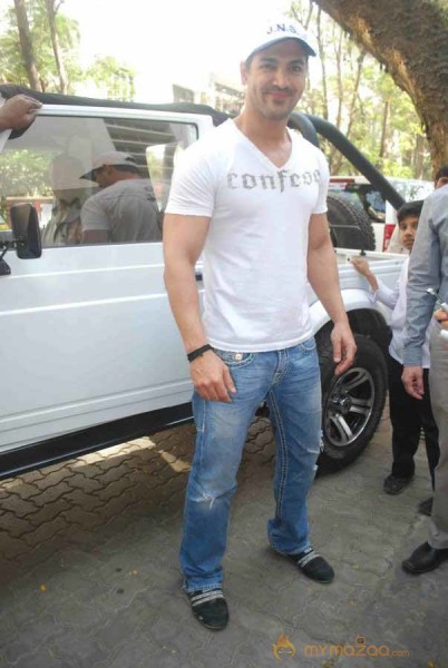 Jhon Abraham flags off 