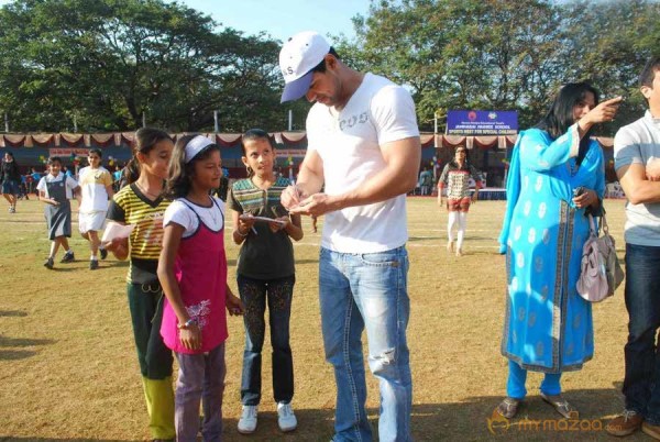 Jhon Abraham flags off 