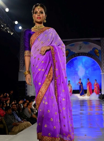Joh Rivaaj Fashion Show Photos