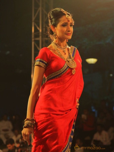 Joh Rivaaj Fashion Show Photos
