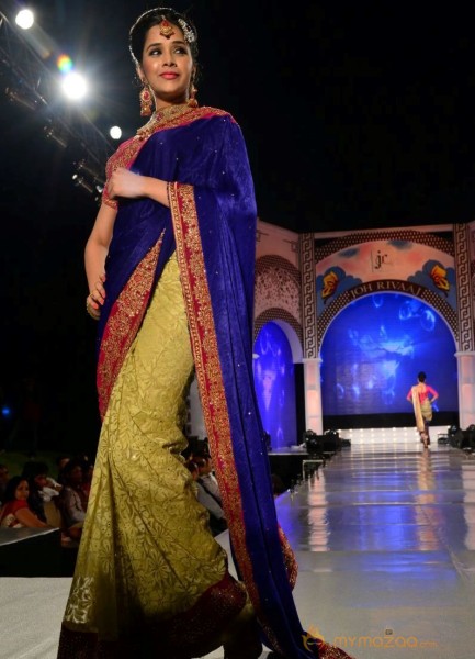 Joh Rivaaj Fashion Show Photos