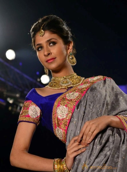 Joh Rivaaj Fashion Show Photos