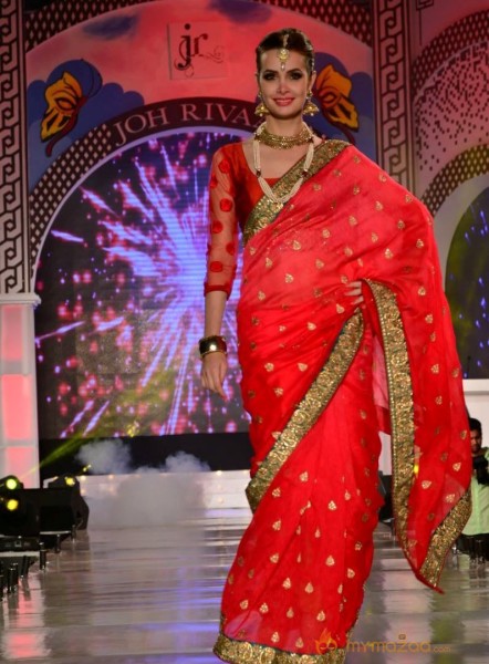 Joh Rivaaj Fashion Show Photos