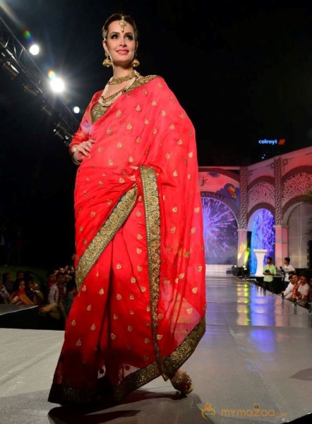 Joh Rivaaj Fashion Show Photos