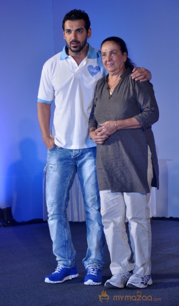 John Abraham Fulfills His Mother's Basketball Dream 