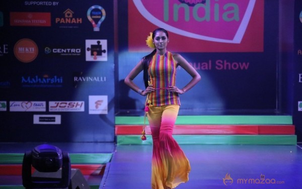 Lakhotia Love India Fashion Show Photos 02