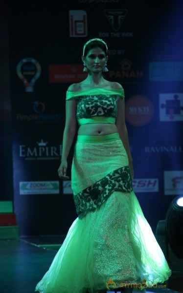 Lakhotia Love India Fashion Show Photos 02