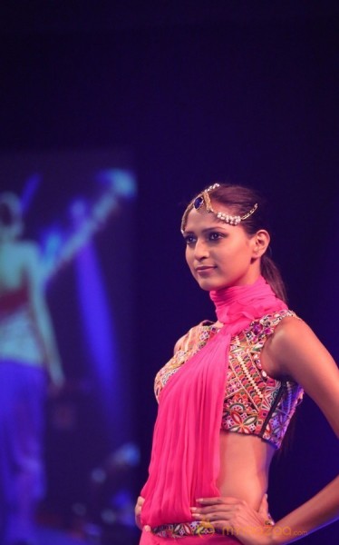 Lakhotia Love India Fashion Show Photos 02