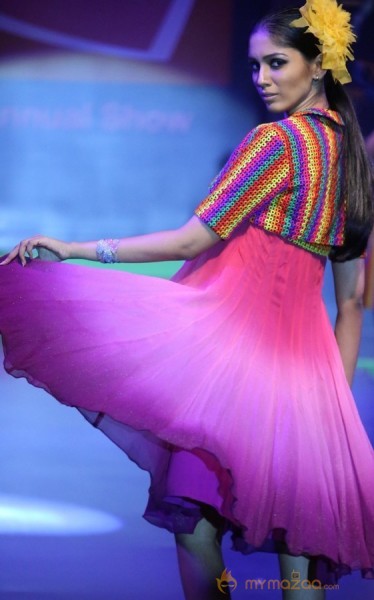 Lakhotia Love India Fashion Show Photos 02