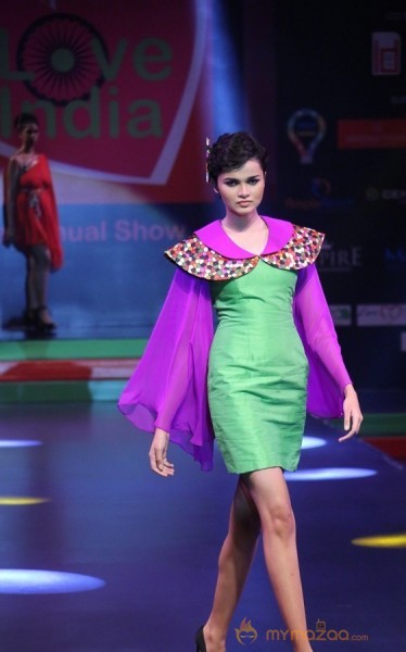 Lakhotia Love India Fashion Show Photos 02