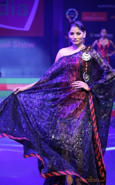 Lakhotia Love India Fashion Show Photos 02