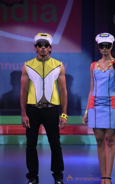 Lakhotia Love India Fashion Show Photos 02