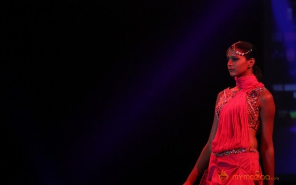 Lakhotia Love India Fashion Show Photos 02