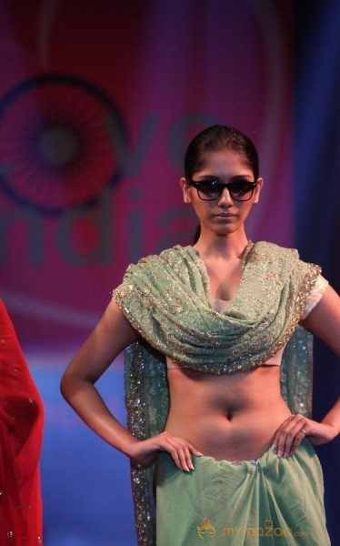 Lakhotia Love India Fashion Show Photos Gallery
