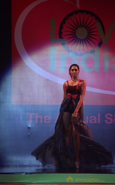 Lakhotia Love India Fashion Show Photos Gallery
