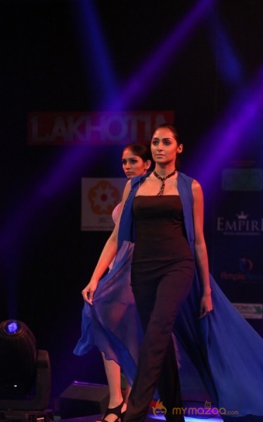 Lakhotia Love India Fashion Show Photos Gallery