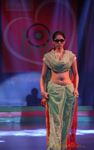 Lakhotia Love India Fashion Show Photos Gallery