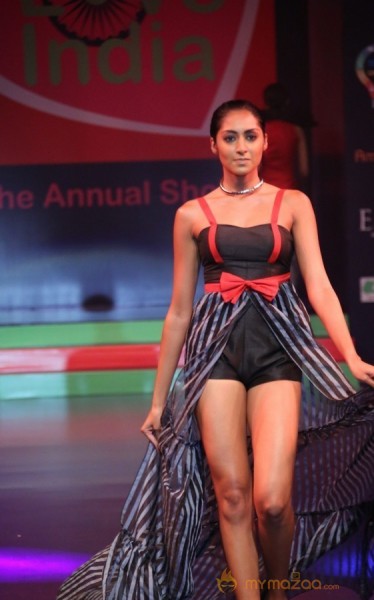 Lakhotia Love India Fashion Show Photos Gallery
