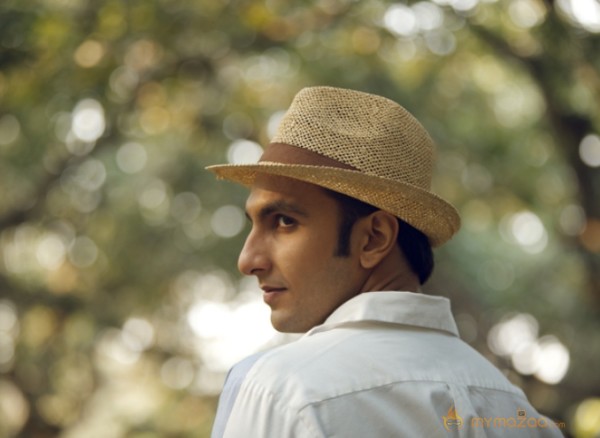 Lootera Movie latest Poster