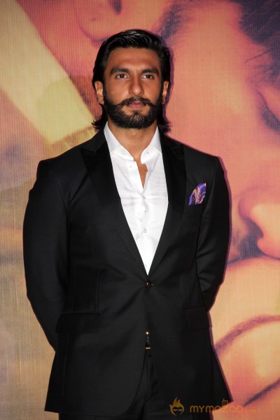 Lootera Music Launch Photos Gallery 